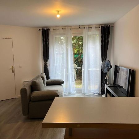 Apartamento T2) moderne + Parking Paris la défense Puteaux Exterior foto