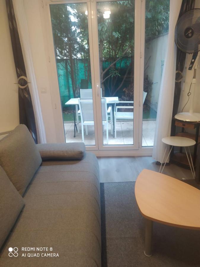 Apartamento T2) moderne + Parking Paris la défense Puteaux Exterior foto