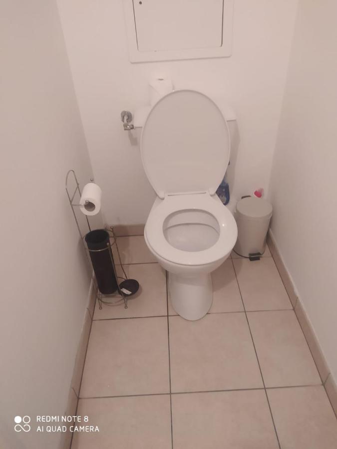 Apartamento T2) moderne + Parking Paris la défense Puteaux Exterior foto