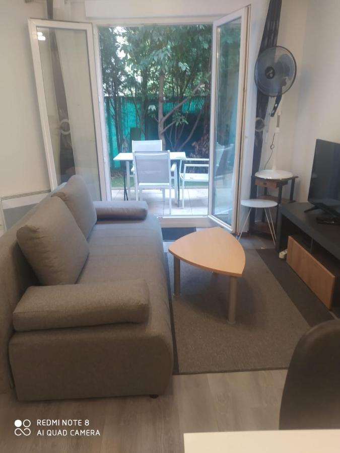 Apartamento T2) moderne + Parking Paris la défense Puteaux Exterior foto
